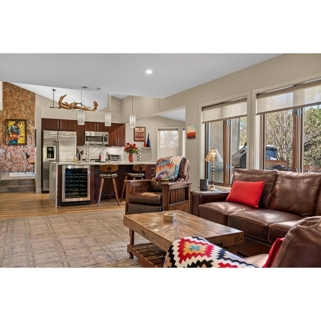 77 Wild Horse Mesa Dr in Sedona, AZ - Building Photo - Building Photo