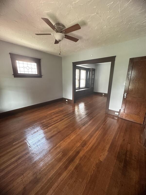 property at 1557 Cohassett Ave