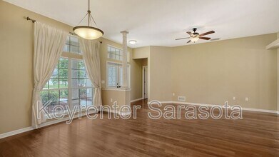 6219 Aventura Dr in Sarasota, FL - Building Photo - Building Photo