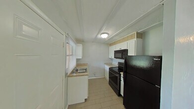 731 SW 19th Ave in Ocala, FL - Building Photo - Building Photo