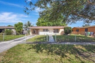 3511 NW 7th Ct in Fort Lauderdale, FL - Building Photo - Building Photo