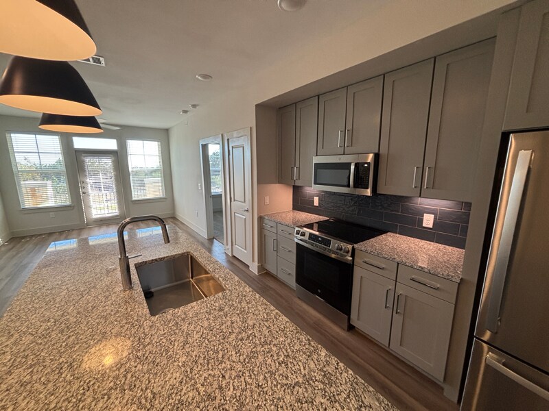 216 Flint Rdg Rd in San Marcos, TX - Building Photo