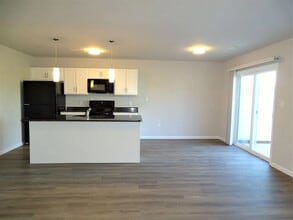 10 Cobblestone Ct in Stevens, PA - Building Photo - Building Photo