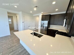 23083 E Pegasus Pkwy in Queen Creek, AZ - Building Photo - Building Photo