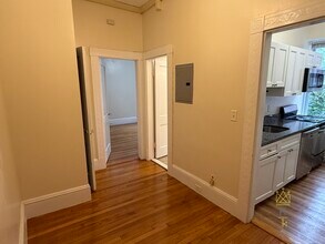 1477 Beacon St in Brookline, MA - Building Photo - Building Photo