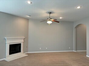 5517 Centeridge Ln in McKinney, TX - Foto de edificio - Building Photo