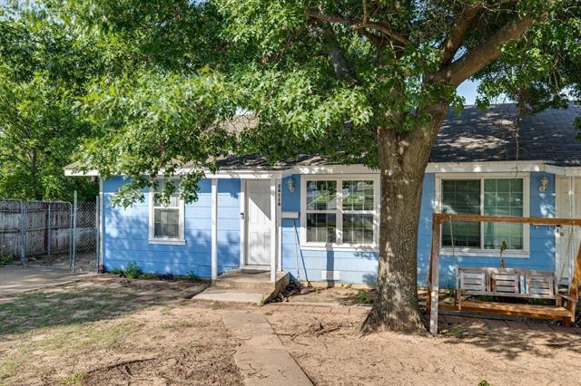2411 NW 21st St in Fort Worth, TX - Building Photo - Building Photo