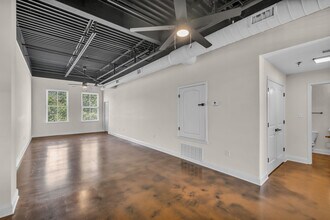 The Lofts in Town Square in Southaven, MS - Foto de edificio - Building Photo