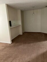 705 Summertime Ln in Wilmington, NC - Building Photo - Building Photo