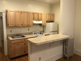 1469 Beacon St, Unit 9 Apartamentos