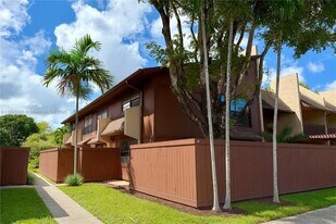 6451 SW 116th Ct in Miami, FL - Building Photo