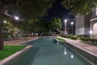 Bridges at Oakbend in Lewisville, TX - Foto de edificio - Building Photo