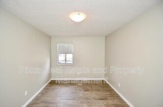 593 Baldwin Rd in Akron, OH - Building Photo - Building Photo