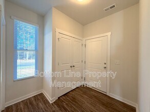 706 Anglin Forest Way in Charlotte, NC - Building Photo - Building Photo