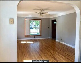 316 W 64th St in Minneapolis, MN - Building Photo - Building Photo