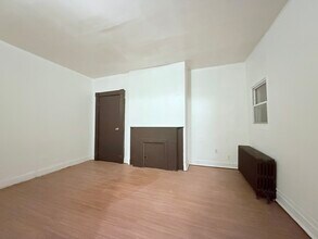 242 Ophelia St in Pittsburgh, PA - Building Photo - Building Photo