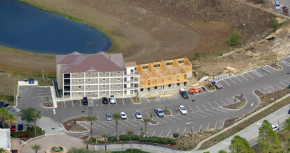 The Retreat at Regal Palms in Davenport, FL - Building Photo - Building Photo