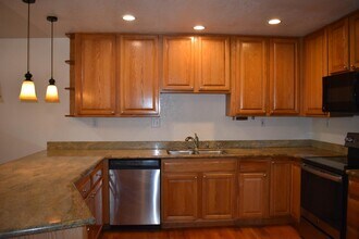 4173 El Camino Real in Palo Alto, CA - Building Photo - Building Photo