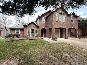 1927 Enchanted Park Dr in Spring, TX - Building Photo - Building Photo