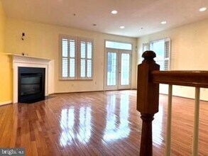 322 Redland Blvd in Rockville, MD - Building Photo - Building Photo
