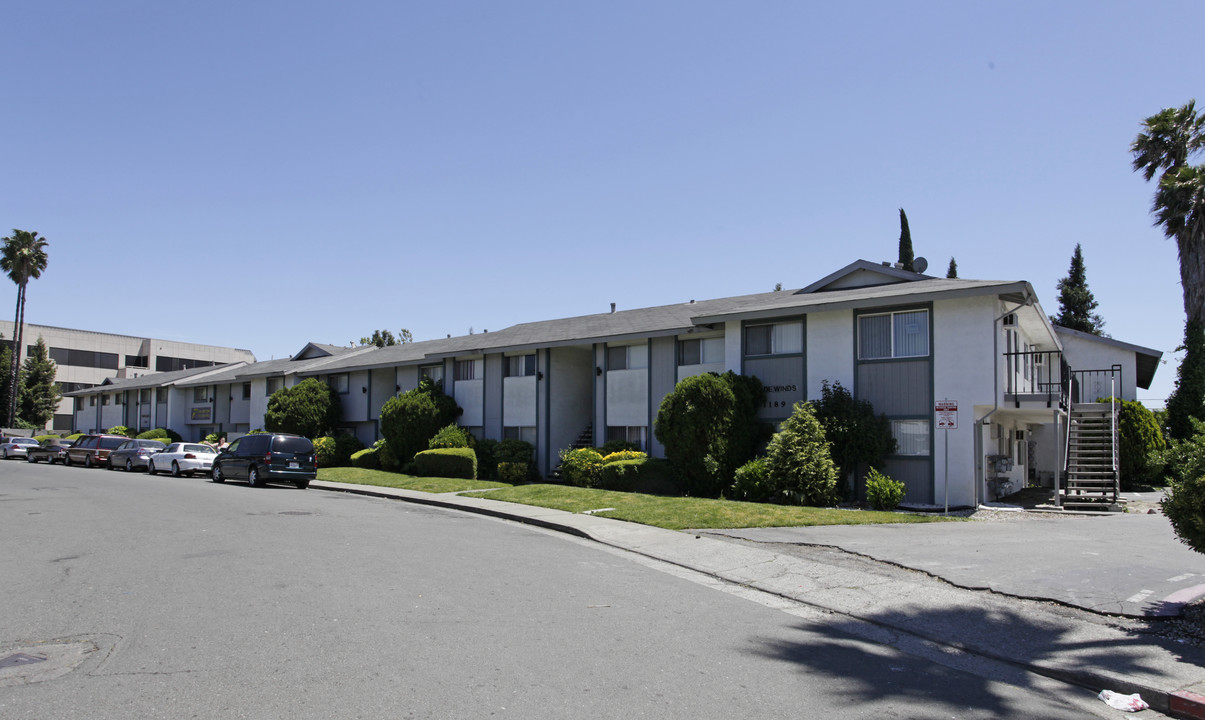 Tradewind Apartments in Fairfield, CA - Building Photo