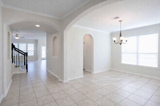 8107 Legacy Creek Dr in Tomball, TX - Building Photo - Building Photo