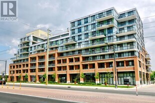 11611 Yonge St in Richmond Hill, ON - Building Photo