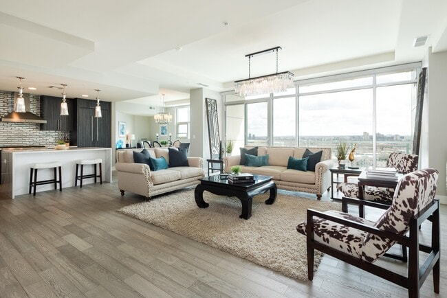 2001 Lincoln St in Denver, CO - Building Photo - Building Photo