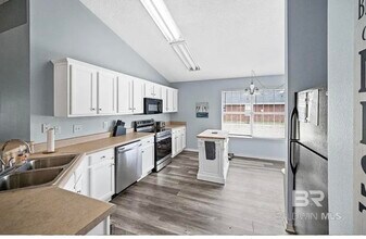 1460 W Fairway Dr in Gulf Shores, AL - Building Photo - Building Photo