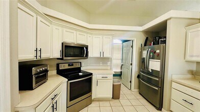 3600 Yellow Bird Ct in St. Cloud, FL - Building Photo - Building Photo