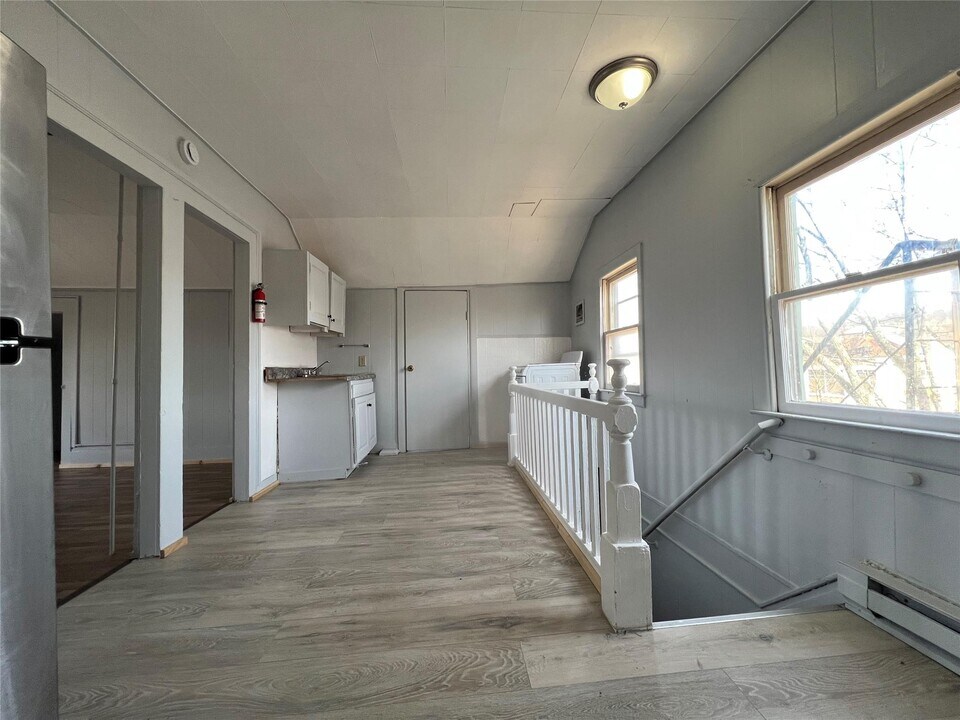20 High St-Unit -3 in Poughkeepsie, NY - Building Photo