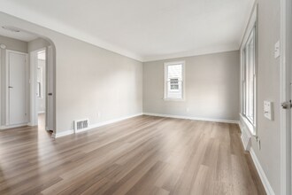 5414 Orchard Ave in Parma, OH - Building Photo - Building Photo