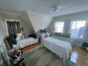 16 Fairmount St, Unit U2 in Medford, MA - Building Photo - Building Photo