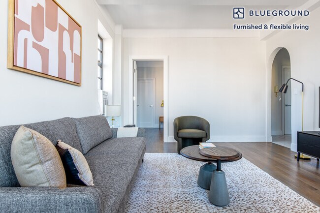 10 Sheridan Square, Unit FL8-ID553 in New York, NY - Building Photo - Building Photo