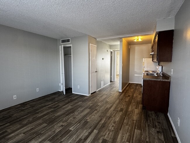 301 W Helen St in Tucson, AZ - Building Photo - Building Photo