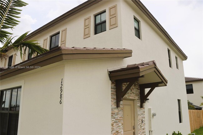 12986 SW 232nd Ter in Homestead, FL - Building Photo - Building Photo