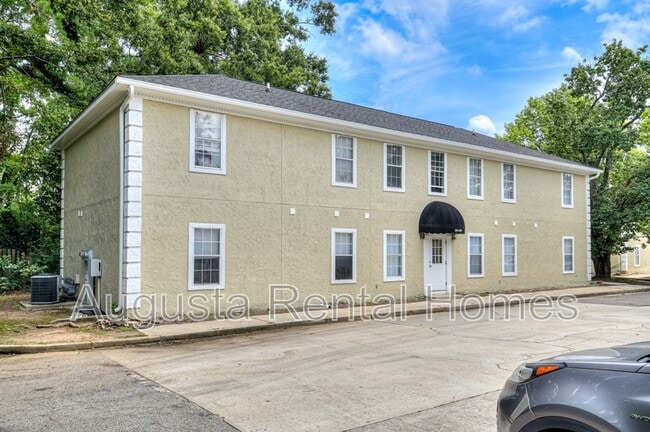 property at 940 Stevens Creek Rd