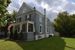 625 Addison St in Watertown, NY - Building Photo