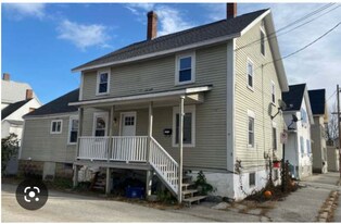 3 Myrtle St, Unit 3 Myrtle Street in Concord, NH - Building Photo