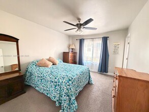 5474 Kenwood Dr in North Port, FL - Building Photo - Building Photo