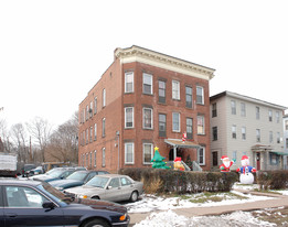 137 Franklin Ave in Hartford, CT - Building Photo