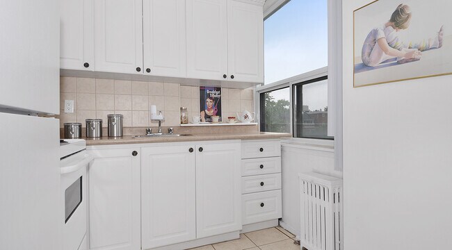 property at 214 St George St