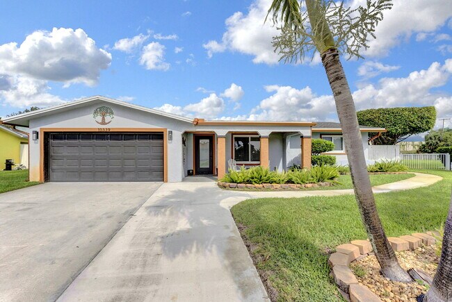 10339 Daphne Ave in Palm Beach Gardens, FL - Building Photo - Building Photo