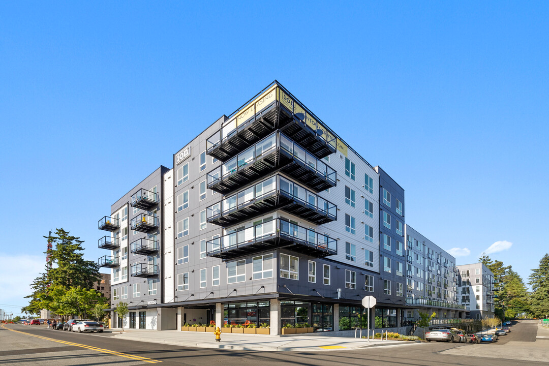 Ion Town Center in Shoreline, WA - Foto de edificio