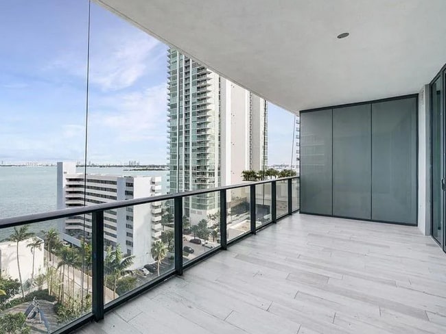 480 NE 31st St, Unit 1102 in Miami, FL - Building Photo - Building Photo