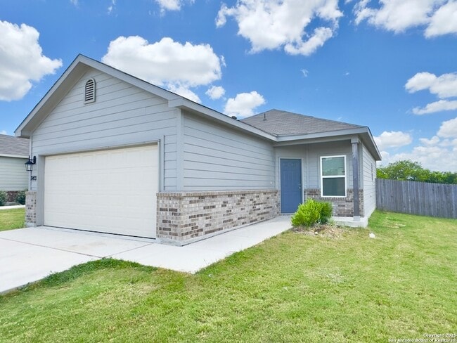 property at 7427 Capstone Rdg