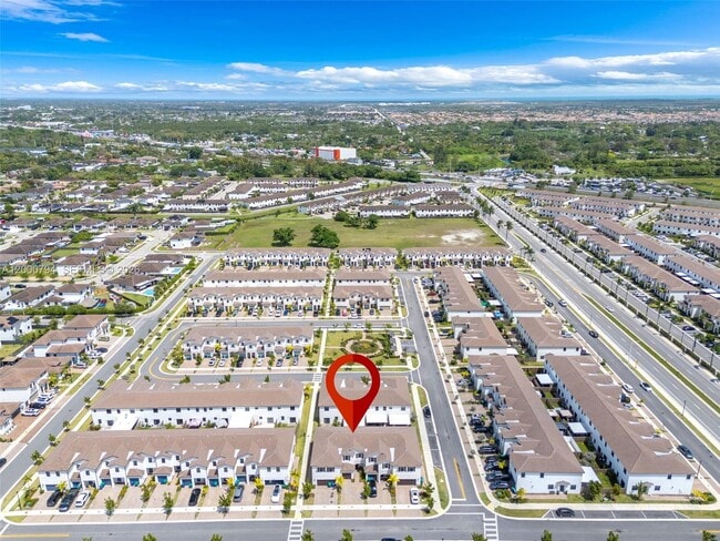 23077 SW 129th Pl in Goulds, FL - Building Photo - Building Photo