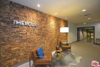 3810 Wilshire Blvd in Los Angeles, CA - Building Photo - Building Photo