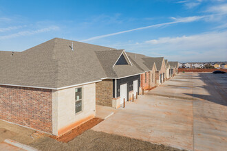 Belmont Cove North in Oklahoma City, OK - Building Photo - Building Photo