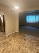 1024 North Rd SE in Warren, OH - Building Photo - Building Photo